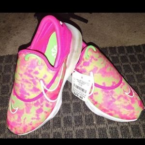 Nike girls slip ons..